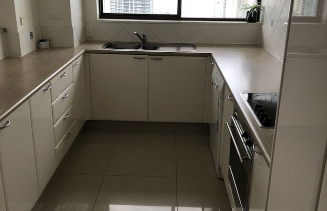 Surfers Century Oceanside Apartments - Foto 30