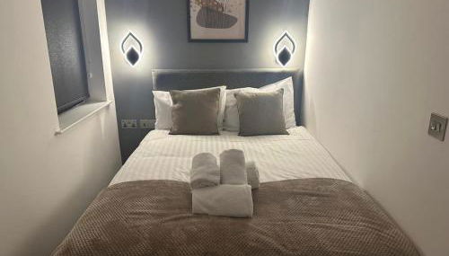 Adam Court Apartments - PE1 - Contractor Friendly - Choice of Studios or 1 Bed Apartments - Free Parking - Sofa Beds - Sky TV - Full Kitchen - Washer Dryer - WiFi - Foto 2, Other