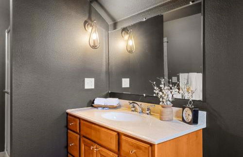 30 Miles to Yellowstone Hot Tub Game Room AC - Foto 25