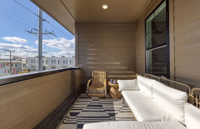 98 Degrees by Avantstay Covered Balcony Lounge Newly Built 4bdr Home - Photo 27