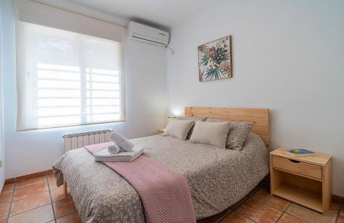 Casa familiar junto al lago con zona de juegos, cine y BBQ - Foto 7