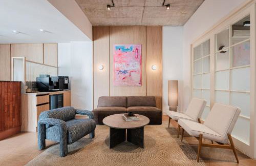Stradonia Serviced Apartments - Photo 18