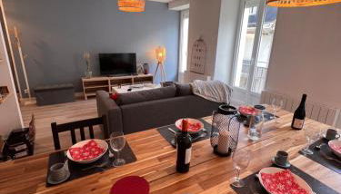 Bel appartement T3 au 1er étage avec cour intérieure au RDC - Villa Marie - Foto 5