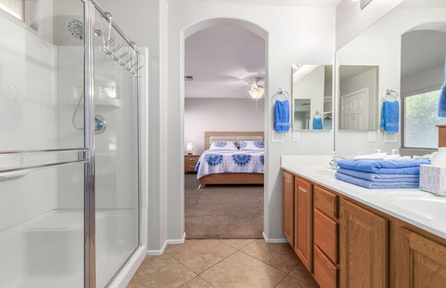 Spacious Oasis Spring Training Pool Tennis - Photo 21