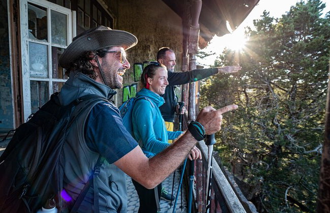 Caminata al atardecer Profitis Ilias Mountain - Foto 19