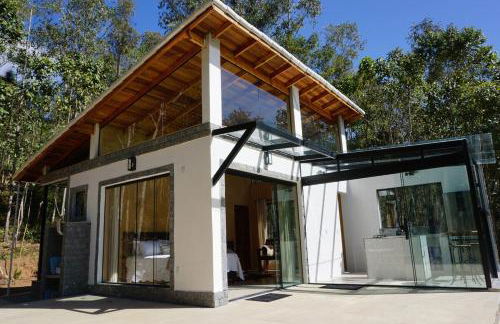 Linda casa de vidro no coração da Mantiqueira - Foto 1