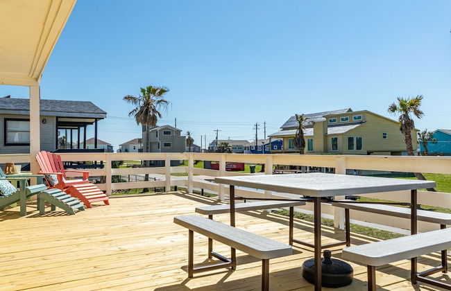 Sunny Daze Walk to Beach 2 Decks Pet Friendly Has a Mini Bar - Foto 4