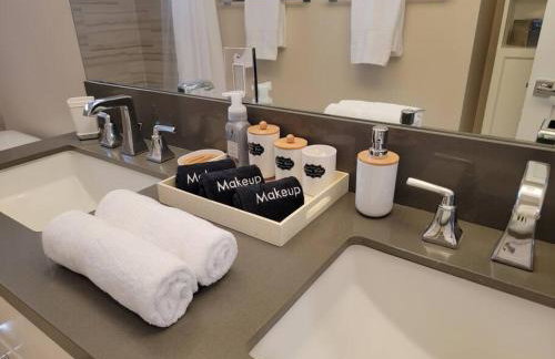 San Diego Oasis with Hot Tub, Gym, Outdoor Theater, Huge Yard - Foto 18