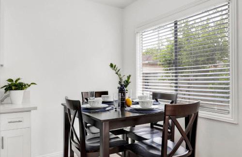 Cozy Elegant Oasis With Parking - Foto 10