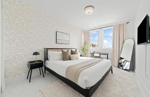 Pool & Gym | King Bed | Downtown Hollywood - Foto 3