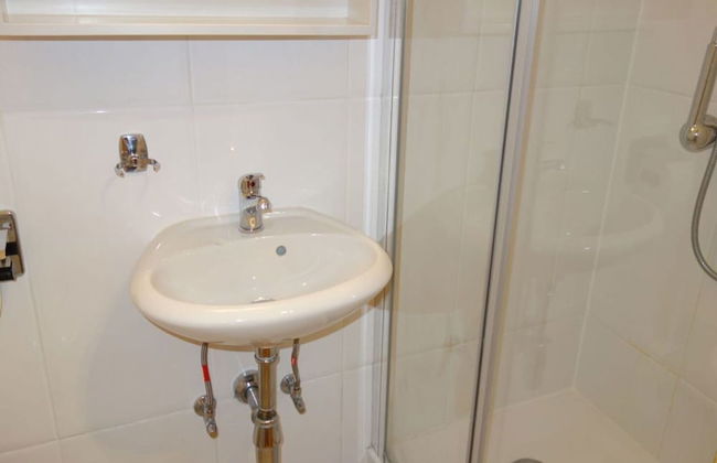 Cozy Apartment for Groups - Foto 13