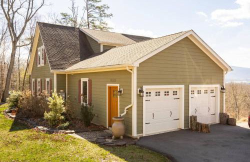 Shenandoah Thunder Chalet Basement Suite - Photo 37