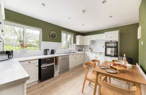 Central Malham Wellbeing Escape, 5-bed house with yoga studio - Foto 12
