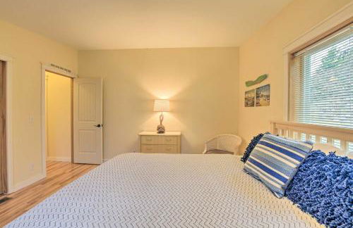 Cute Cottage with Deck Walk 115 Ft to Brewery and Cafe - Foto 18