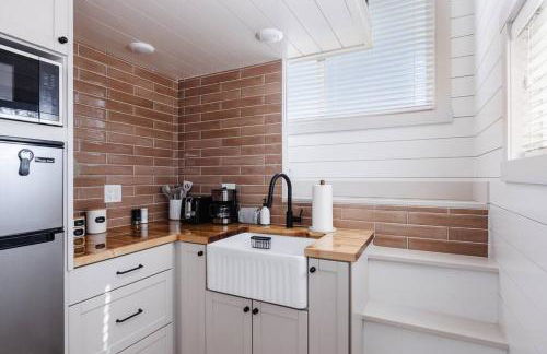 Convient tiny home private deck - Foto 2