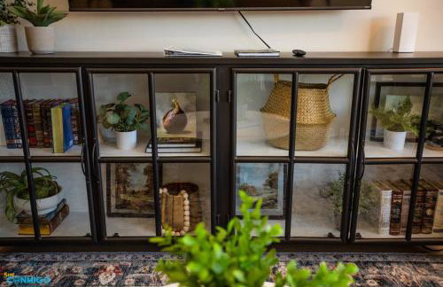 Gathering Place Hot Tub Game rooms - Photo 23