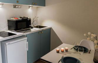 UM studios - Charmants studios tout équipé - wifi - Foto 17