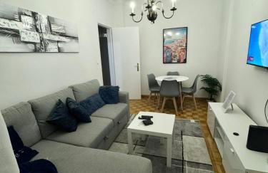 Modern 2BR Apartment with City Views I Near Lisbon by LivinInLisboa - Foto 1