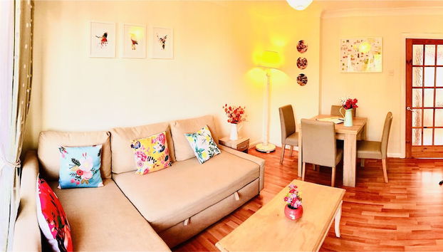 Coin salon dans le hall