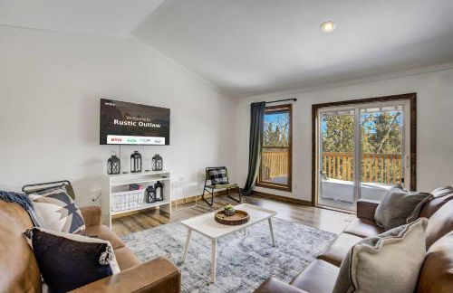 Rustic Outlaw Secluded Escape with Stunning Views - Foto 2