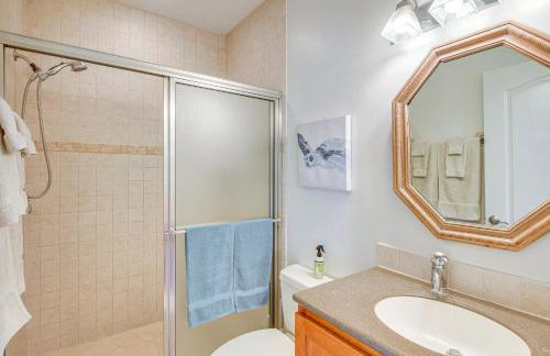 Walk to the Beach! New Smyrna Hideaway with Patio - Foto 15