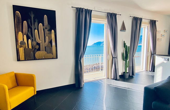 Sea View Apartment with balcony - Photo 10