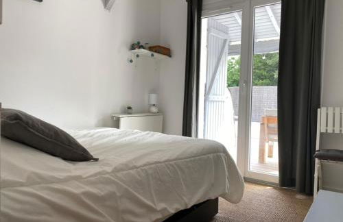 Maison avec terrasse et piscine privée proche plage - FR-1-336-139 - Foto 25