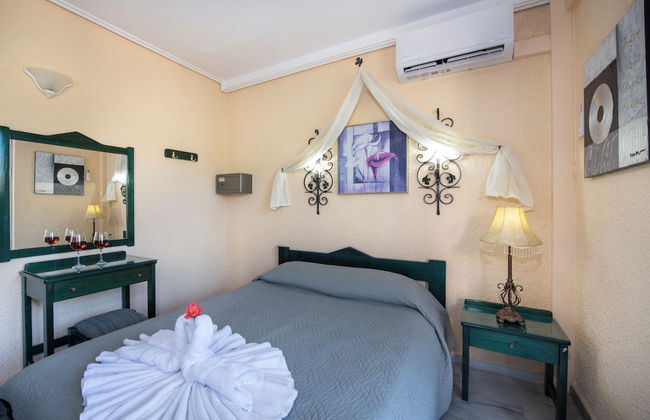 Hotel Castle Suites - Photo 14