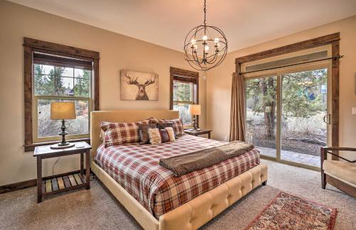 Modern Eagle Crest Escape with Patio and 2 Balconies! - Photo 17