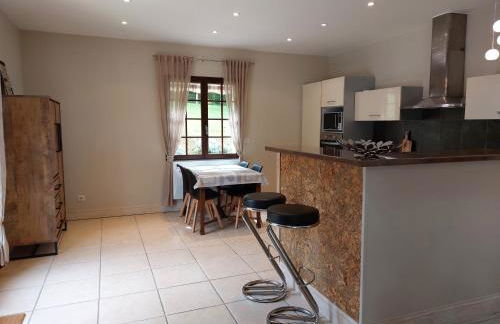 "Le petit bonheur" Gîte van 4 tot 12 personen met privé vijver van 2Ha - Foto 26