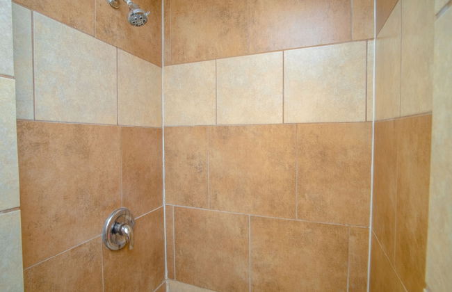 Cozy Guesthouse Near Downtown - Foto 9