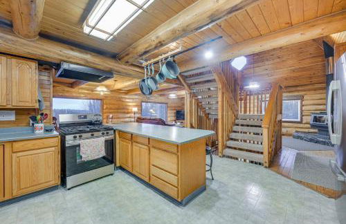 Less Than 1 Mi to Kenai River Spacious Cabin with Deck! - Foto 9