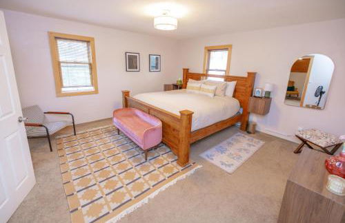 Golden Oasis - Photo 9