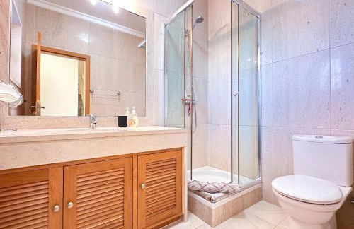 Balaia Poolside House with Sea View by BeCherish - Foto 25