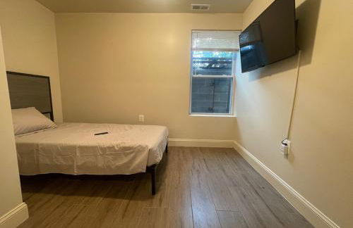 Chic 5BR 2BA apartment in DC - Photo 9