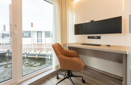 Hausboote am Lankenauer Höft - Foto 52