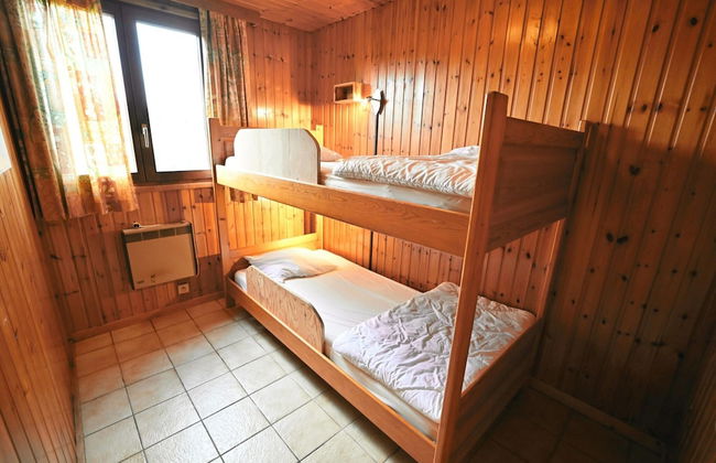 Holiday Home in Somme-leuze With Private Garden - Foto 2