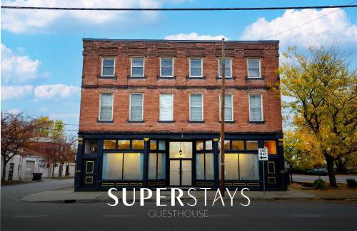 Swepson Guesthouse KING Sleep42 15BR 10BA 22Beds - Foto 4