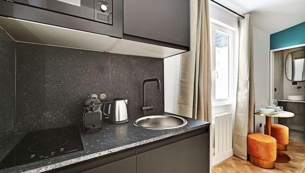 Cosy Apartment - Tour Eiffel / Champs de Mars 19B - Foto 5, Cocina privada