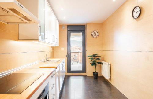 EMIR 5B Terraza Piscina y Parking incluido - Foto 14