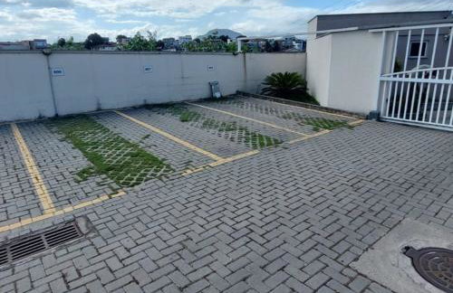 Apartamento aconchegante, linda vista e com garagem - Foto 4