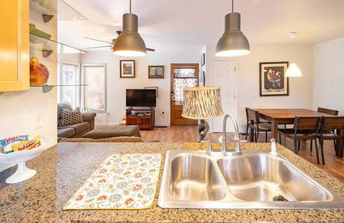 Serenity House near Gaslamp, San Diego Zoo & Petco - Foto 8