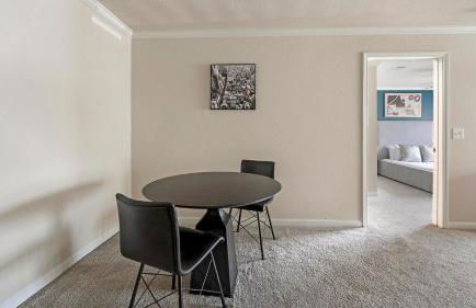 Landing Beautiful 1BD Game Room Courtyard - Foto 42