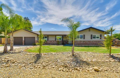 2 Mi to UC Merced Modern Home with Private Yard - Foto 3