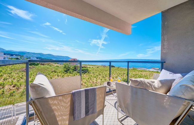 Luxury Seaside Apartment by Litto - Photo 30