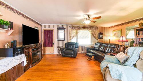 Cozy Ballston Spa Home with Fenced Yard! - Foto 3