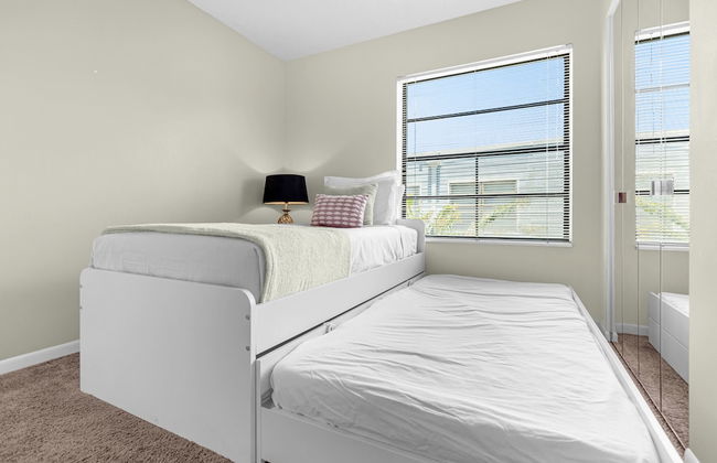 Upstay - Family Condo at Ventura Golf Country Club - Photo 20