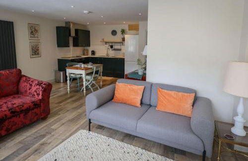 Spacious 1-bed apartment with super king or twin in central Charlbury, Cotswolds - Foto 2