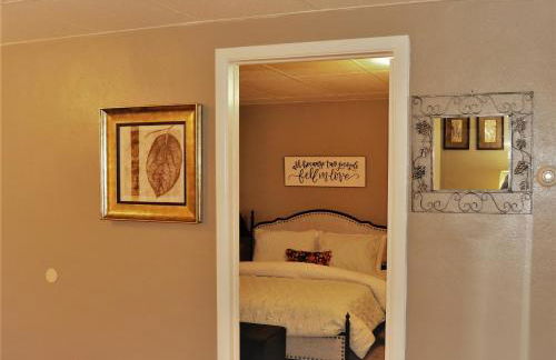 Grand Red - six-bedroom apartments near the UND campus - Foto 18