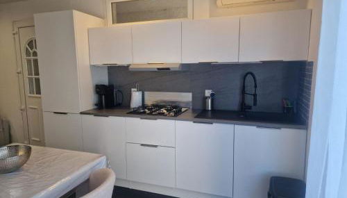 Appartement a 2 pas de la plage - Foto 2, stove